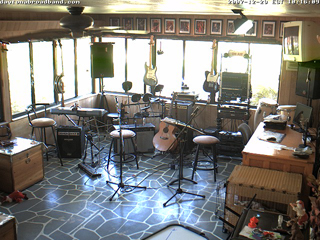 Lunavine rehearsal studio in daytime